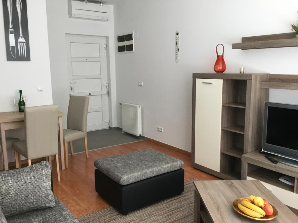 Adam'S Apartment And Free Parking Budapest Exterior photo