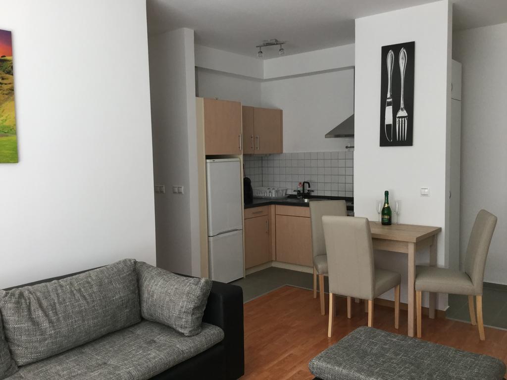 Adam'S Apartment And Free Parking Budapest Exterior photo